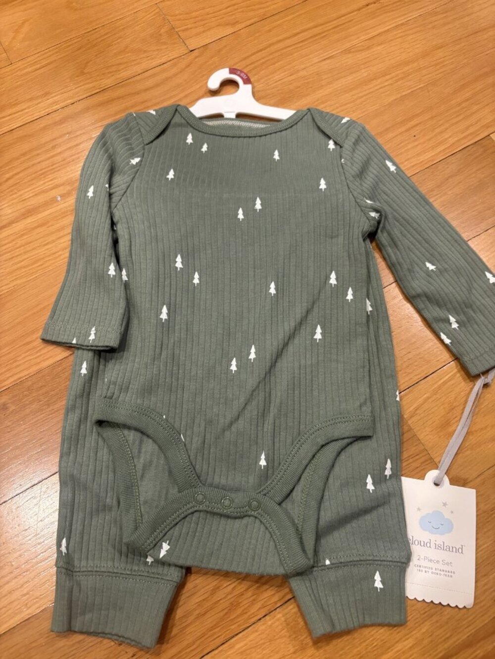 Cloud island Size 3-6 months Long Sleeve Bodysuit with Tree Print